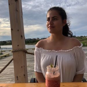 Meet your Posher, Laurenne